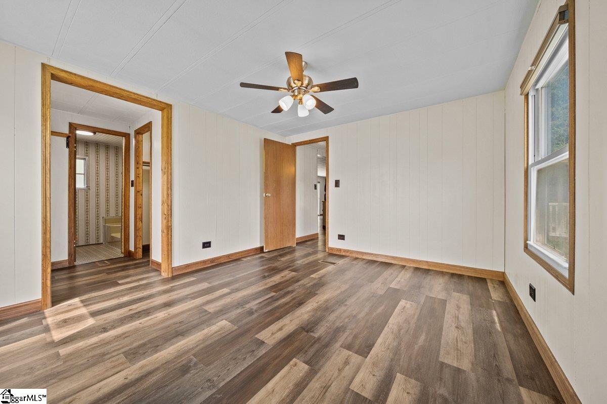 126 Knight Road Gray Court, SC 29645 - Photo 10 of 34