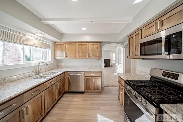 $325,000 | 127 8th Street, Idaho Falls, ID 83401