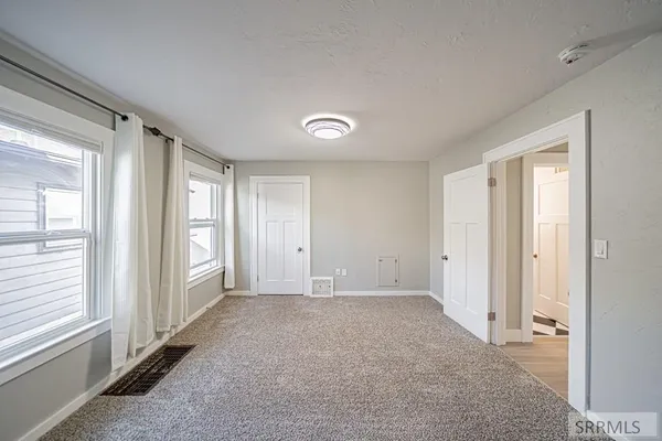 $325,000 | 127 8th Street, Idaho Falls, ID 83401