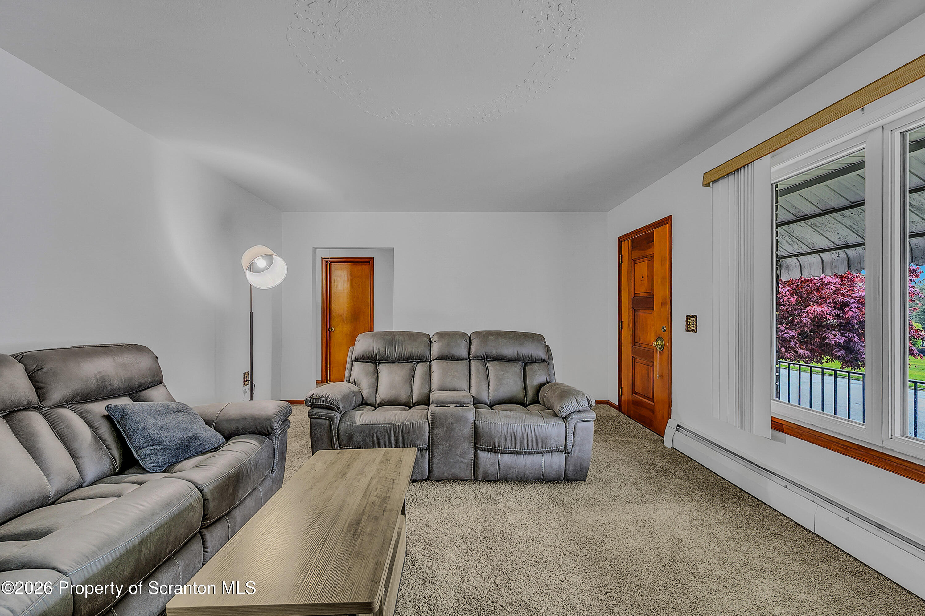 421 West Mary Street Old Forge, PA 18518 - Photo 8 of 22 Living Room