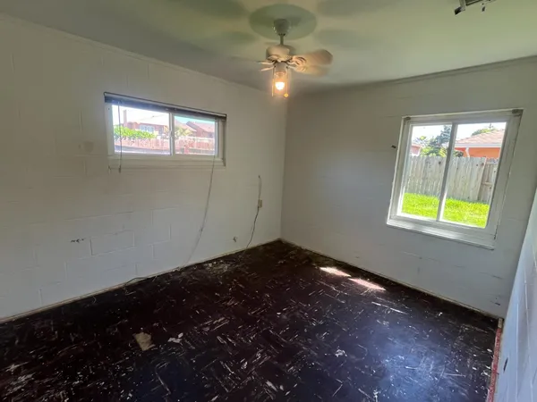 $299,000 | 3318 Horseshoe Drive, Sacramento, CA 95821