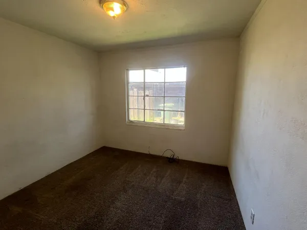 $299,000 | 3318 Horseshoe Drive, Sacramento, CA 95821