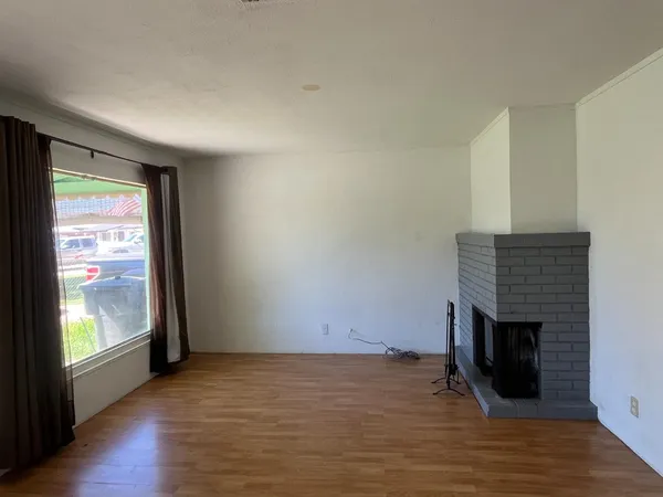 $299,000 | 3318 Horseshoe Drive, Sacramento, CA 95821