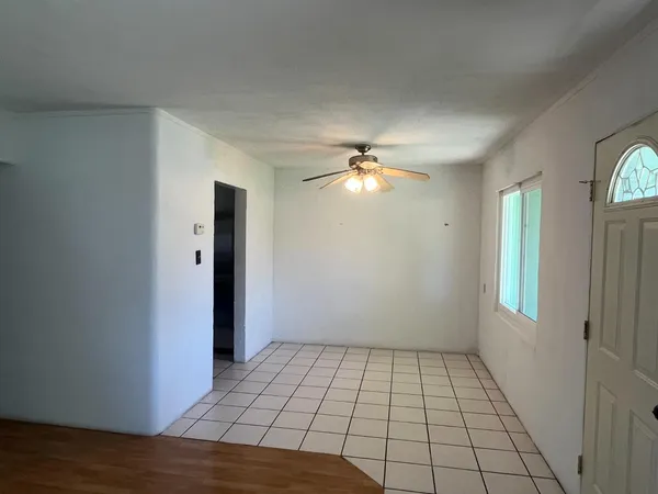 $299,000 | 3318 Horseshoe Drive, Sacramento, CA 95821