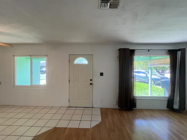 $299,000 | 3318 Horseshoe Drive, Sacramento, CA 95821