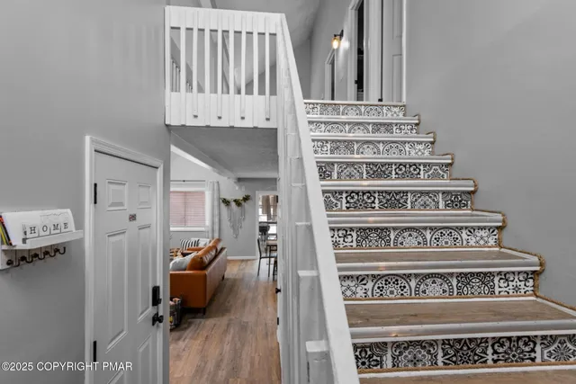 a view of entryway and hall