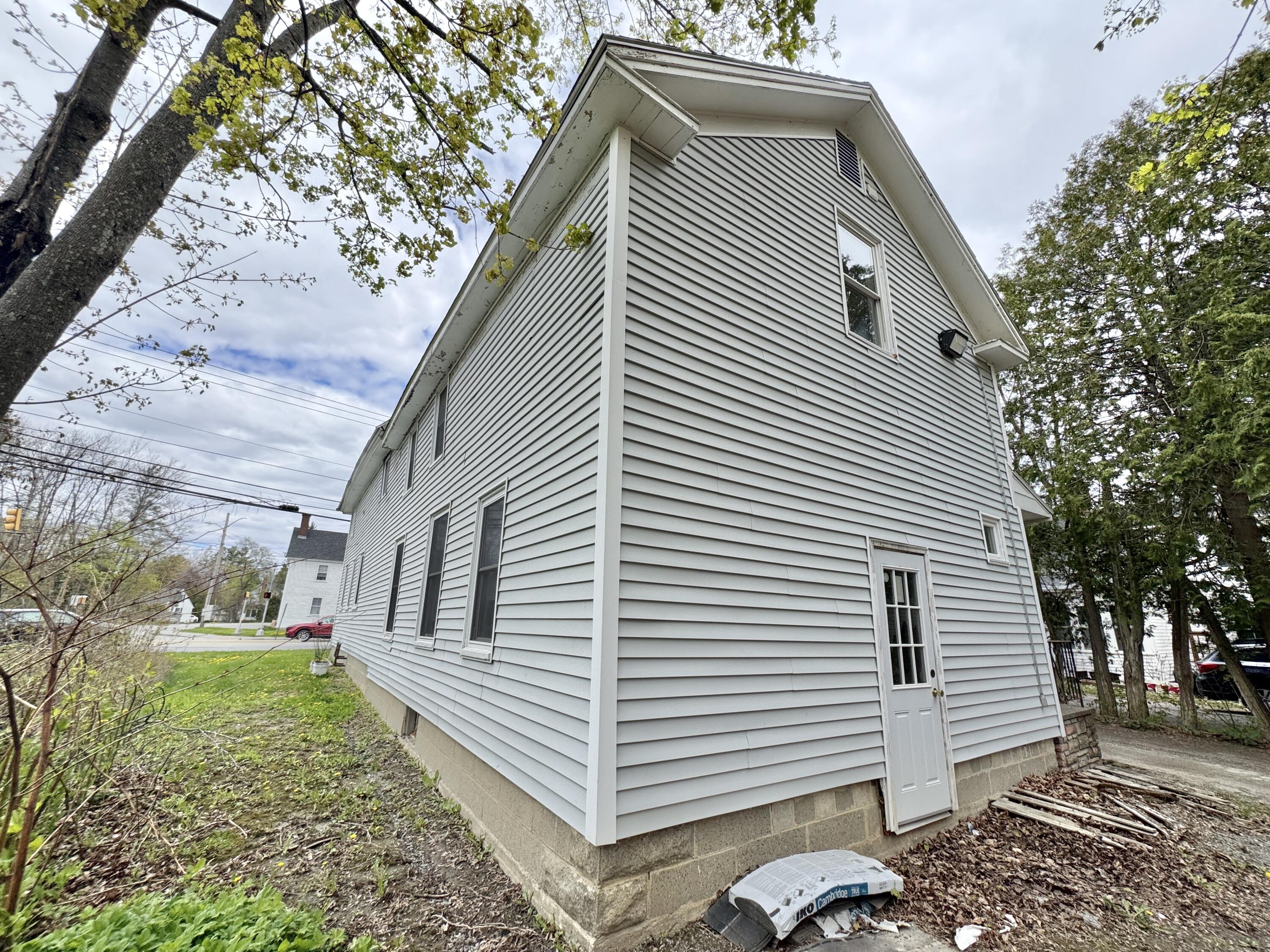 3 Park Street Orono, ME 04473 - Photo 4 of 21 20260512_164904227_iOS