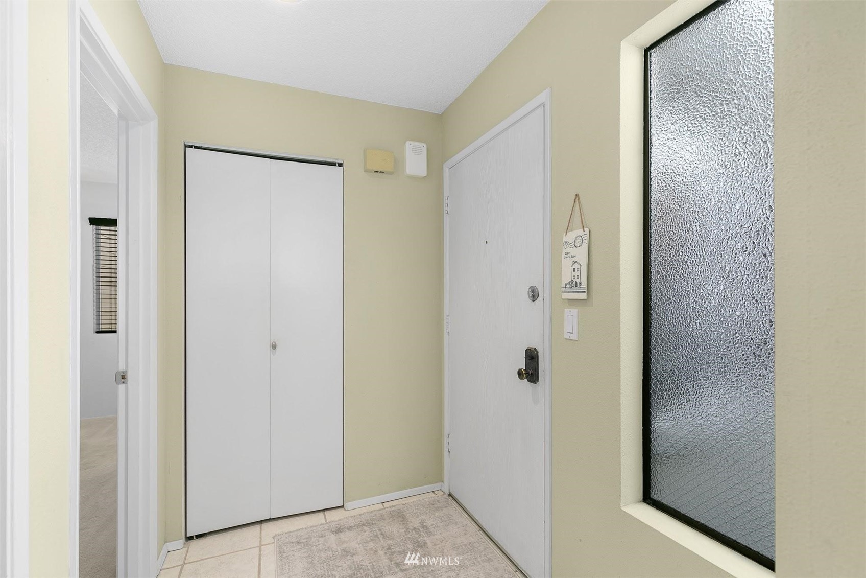 7491 Old Redmond Road, Unit 420 Redmond, WA 98052 - Photo 5 of 25 a view of a bathroom with a shower