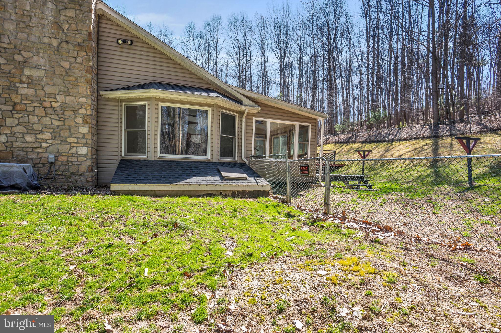 584 Peak View Road York Springs, PA 17372 - Photo 9 of 42