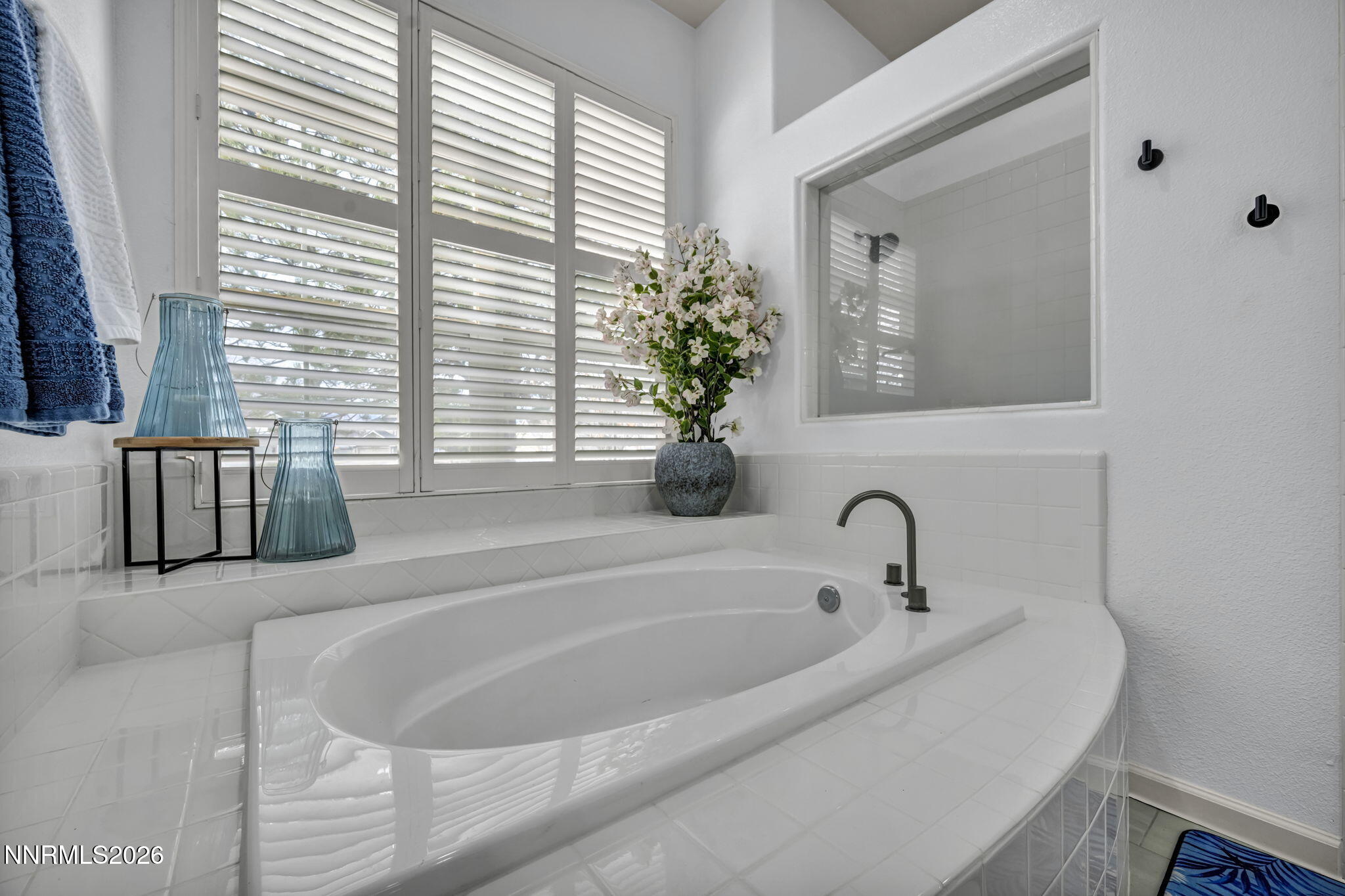 9626 Shadowstone Way Reno, NV 89521 - Photo 14 of 36 Primary Bath 3