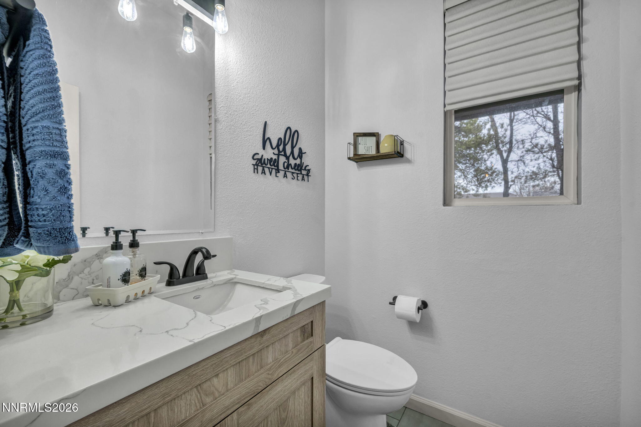 9626 Shadowstone Way Reno, NV 89521 - Photo 25 of 36 Hall Half