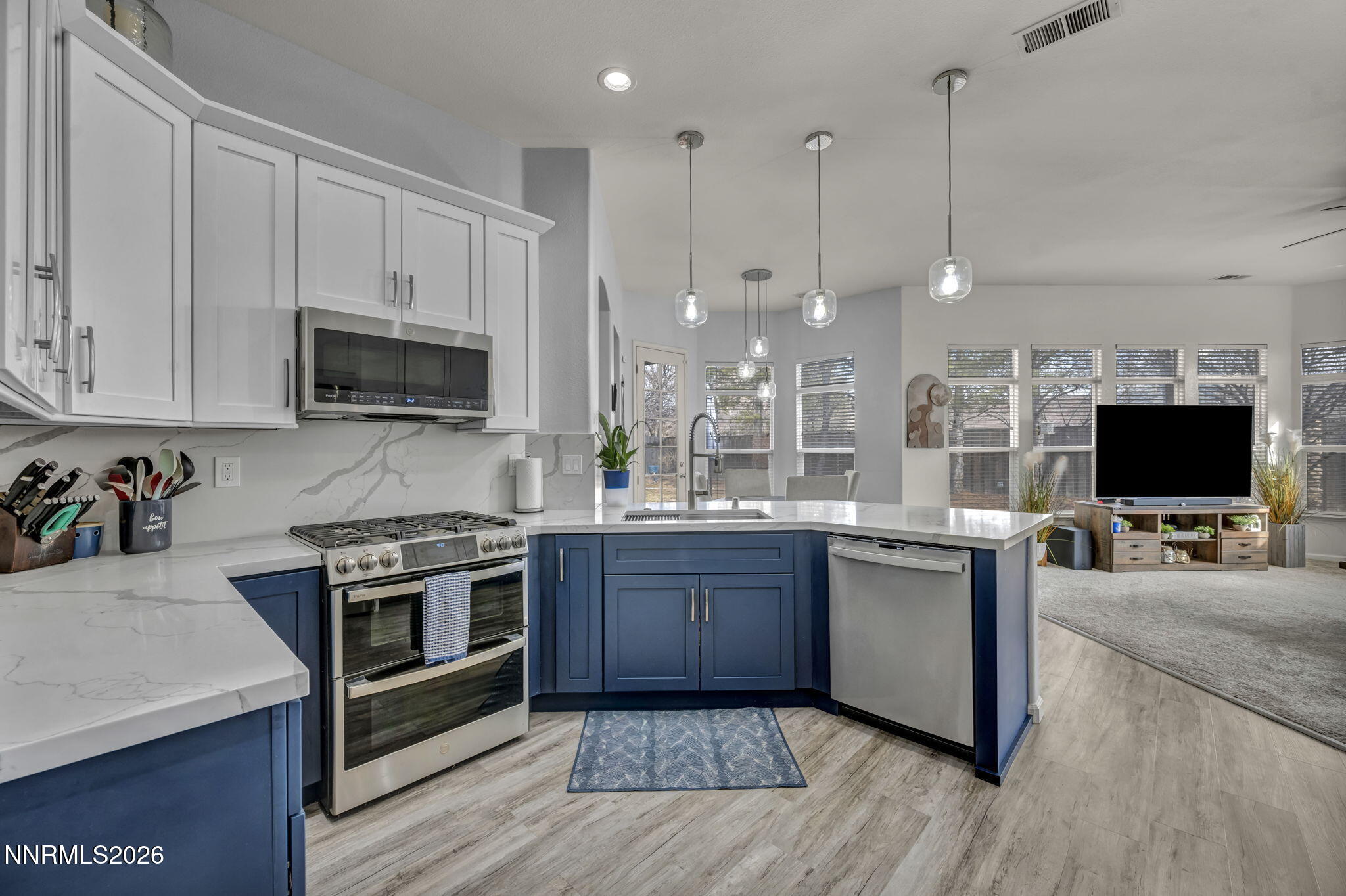 9626 Shadowstone Way Reno, NV 89521 - Photo 8 of 36 Kitchen 1