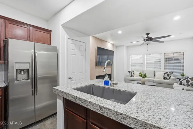 $460,000 | 3935 East Rough Rider Road, Unit 1140, Phoenix, AZ 85050