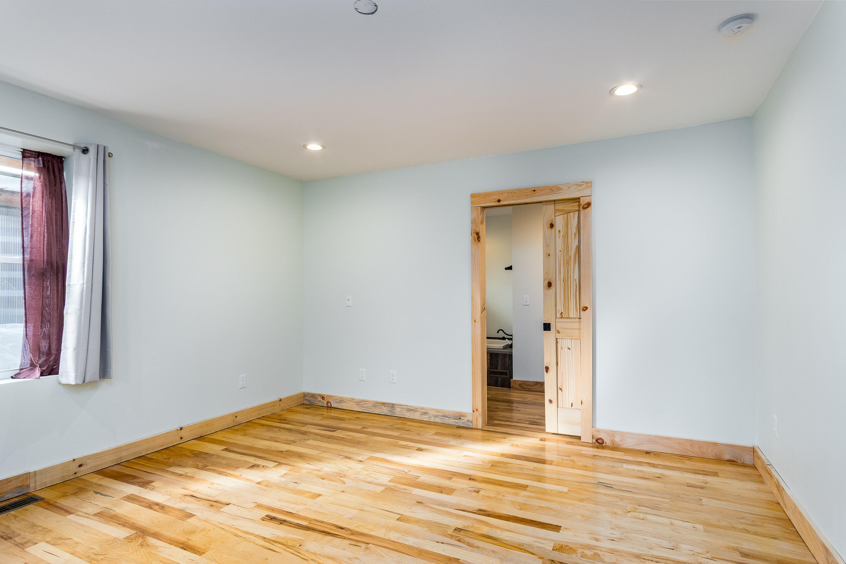 150 Knight Road Flag Pond, TN 37657 - Photo 54 of 76 interior-10