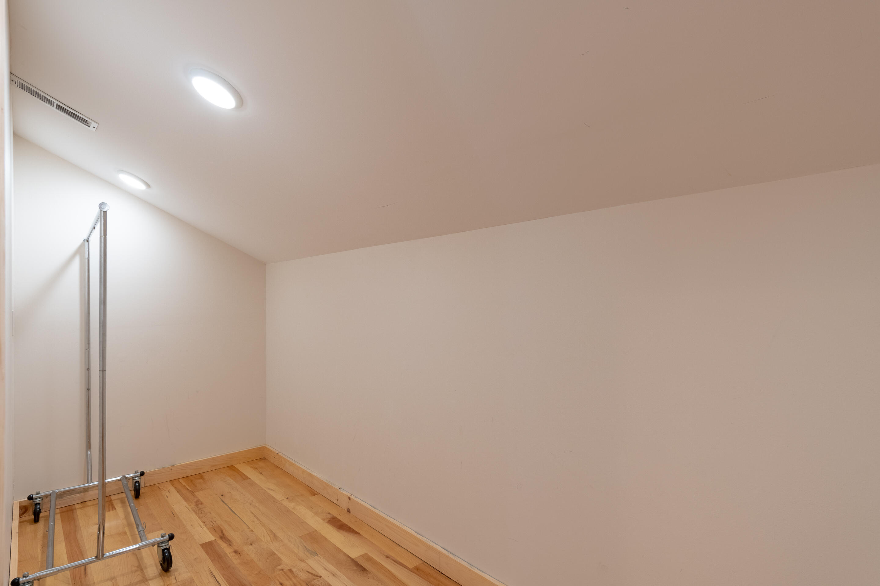 150 Knight Road Flag Pond, TN 37657 - Photo 69 of 76 interior-24