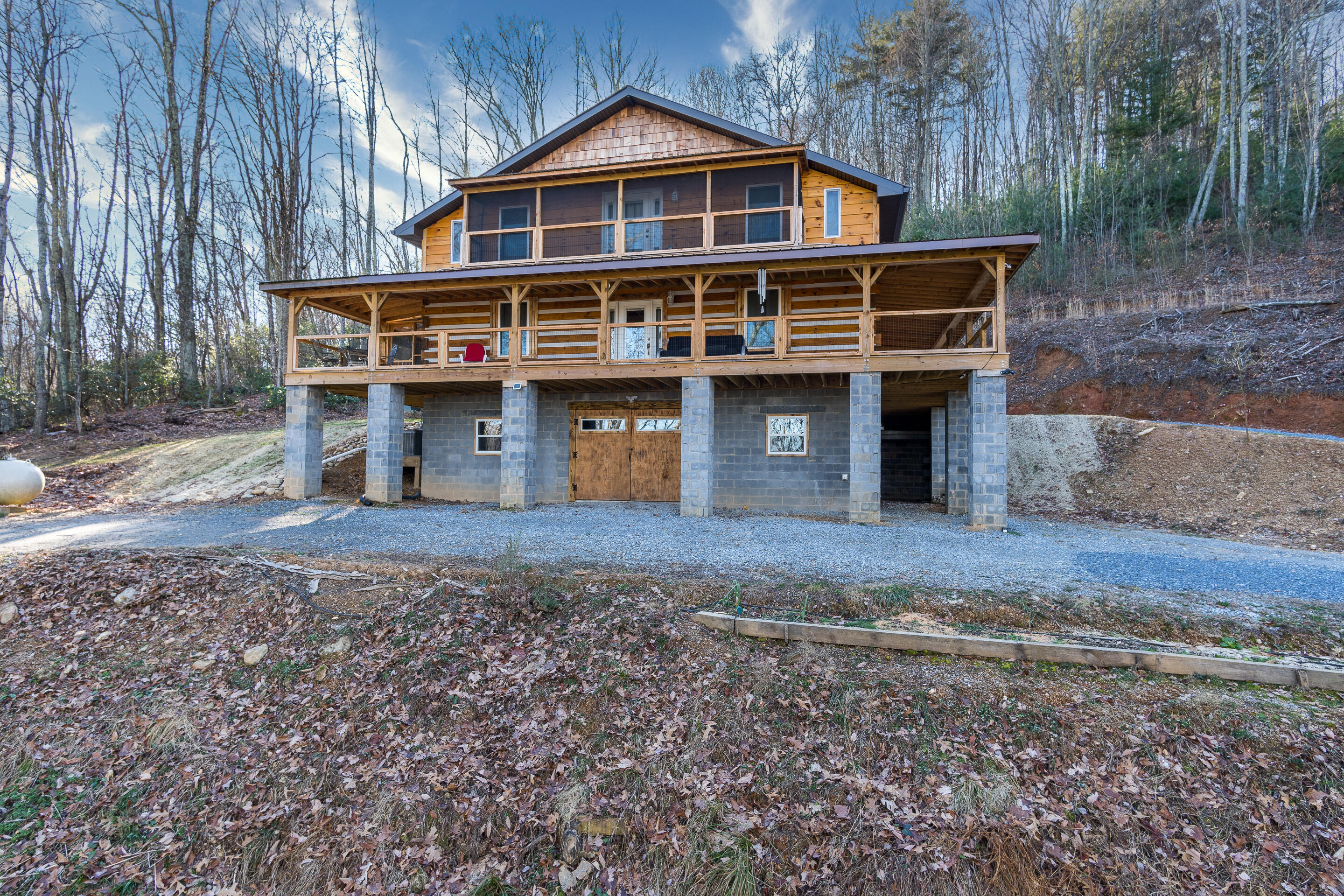 150 Knight Road Flag Pond, TN 37657 - Photo 8 of 76 exterior-51