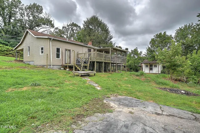 $184,900 | 1403 Bristol Caverns Highway, Bristol, TN 37620