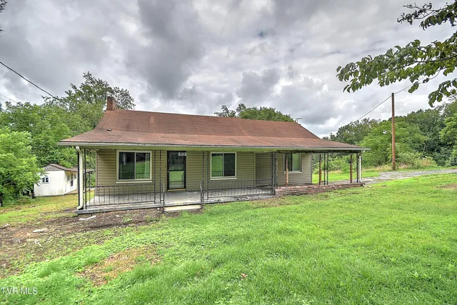 $184,900 | 1403 Bristol Caverns Highway, Bristol, TN 37620