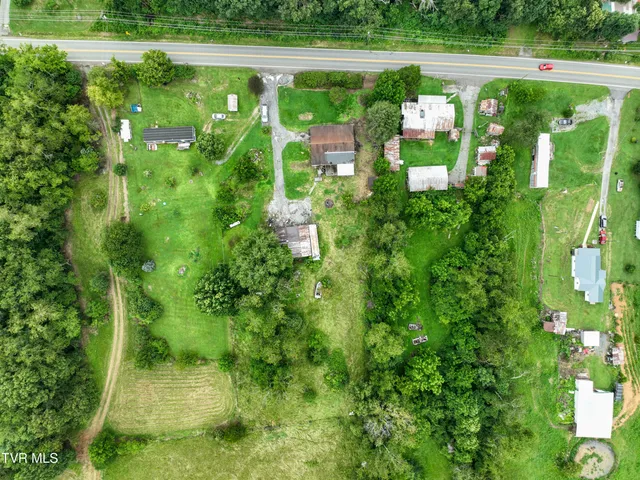 $184,900 | 1403 Bristol Caverns Highway, Bristol, TN 37620