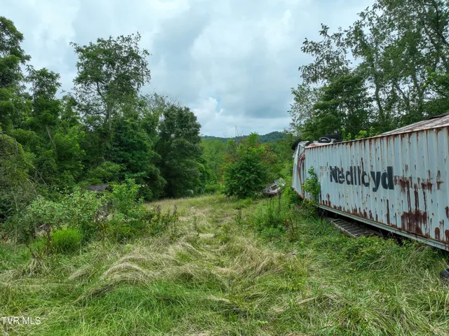 $184,900 | 1403 Bristol Caverns Highway, Bristol, TN 37620