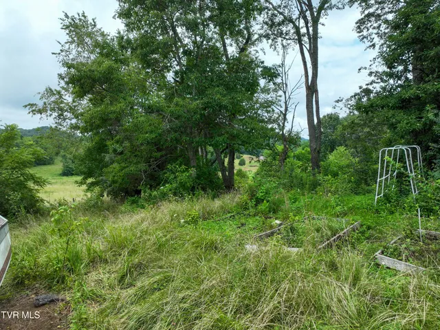 $184,900 | 1403 Bristol Caverns Highway, Bristol, TN 37620