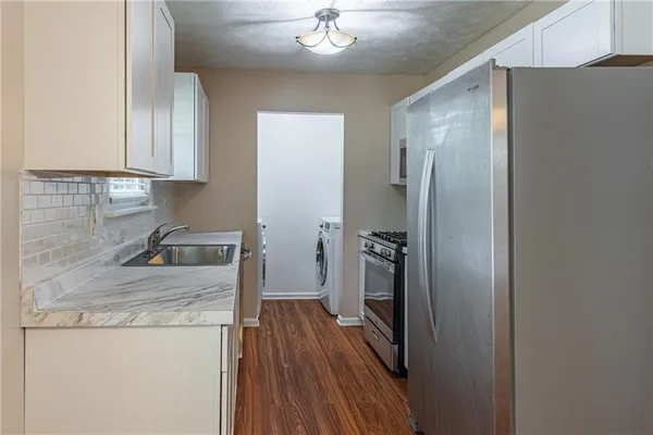 $270,000 | 2040 Wendover Drive, Snellville, GA 30078