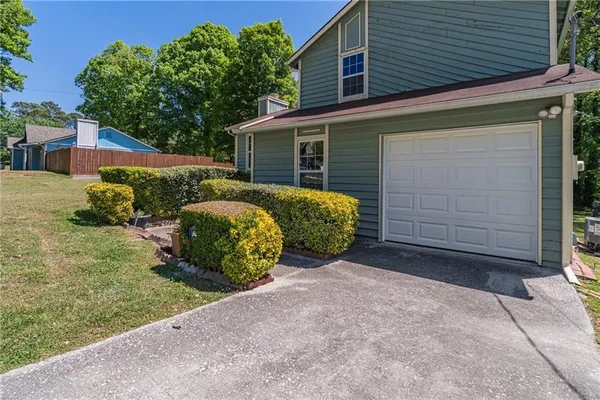 $270,000 | 2040 Wendover Drive, Snellville, GA 30078