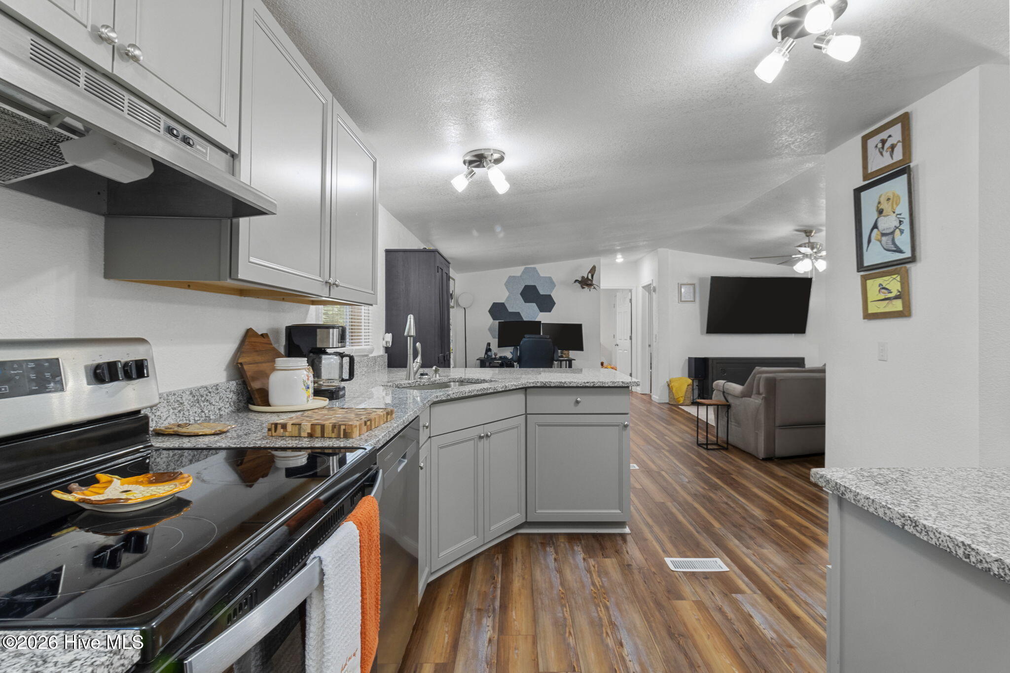 108 Duke Street Camden, NC 27921 - Photo 14 of 33 23-web-or-mls-duke-18