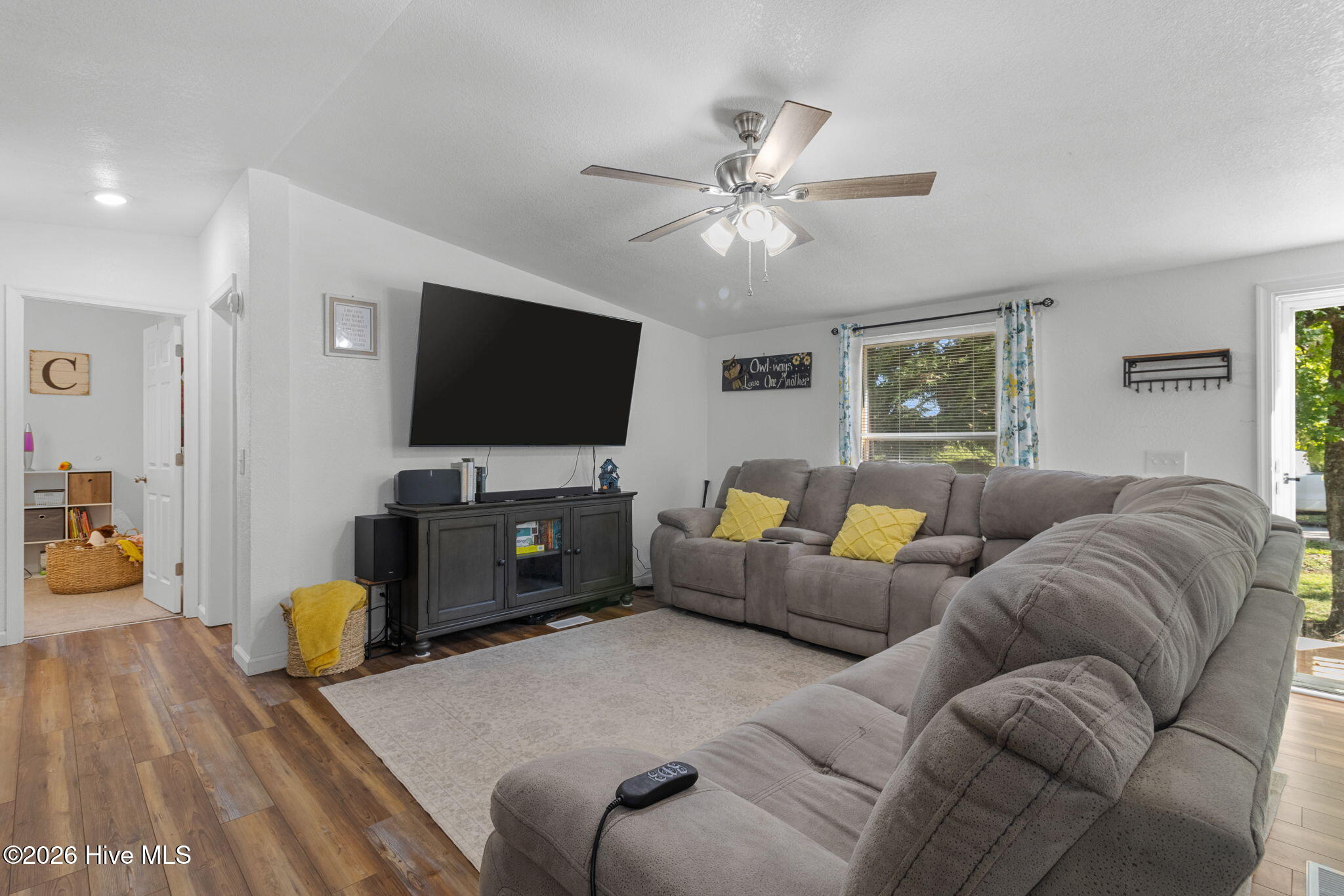 108 Duke Street Camden, NC 27921 - Photo 4 of 33 13-web-or-mls-duke-10