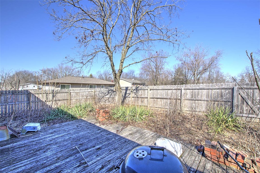 2124 West Packard Street Decatur, IL 62522 - Photo 22 of 24