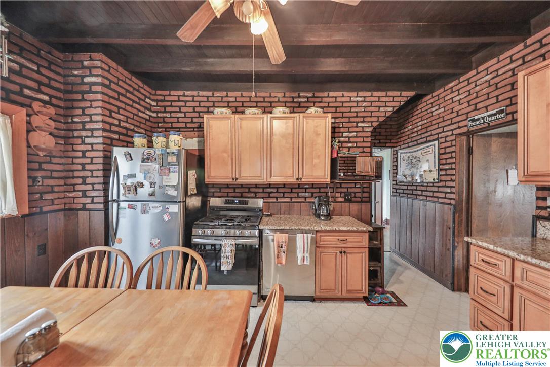 1005 7th Street Whitehall, PA 18052 - Photo 22 of 74