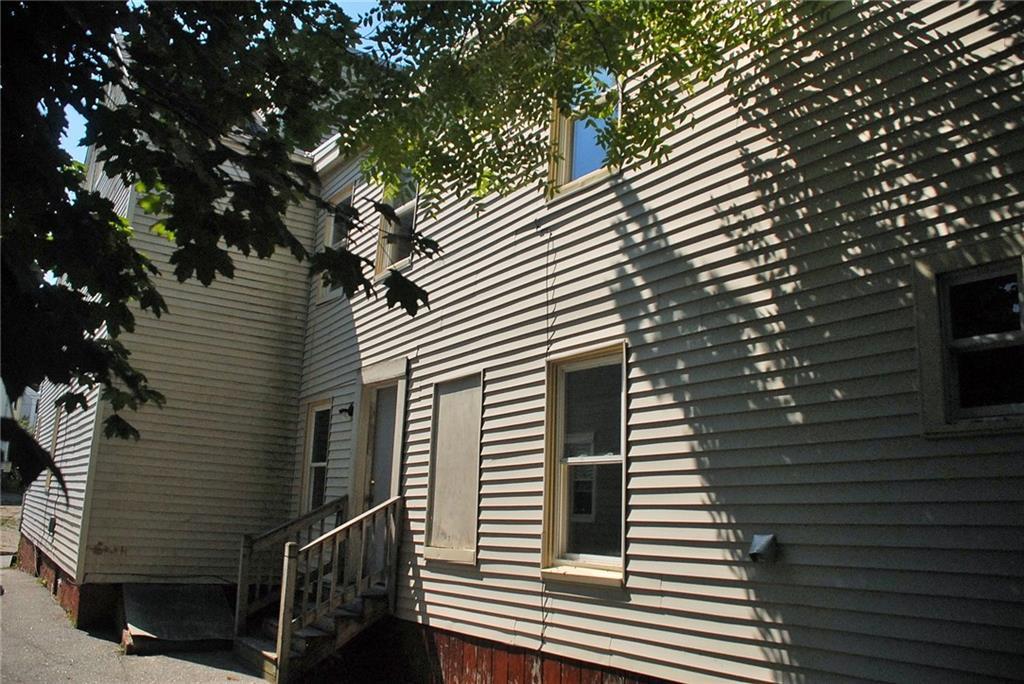 35 Tate Street Portland, ME 04102 - Photo 2 of 24 Photo