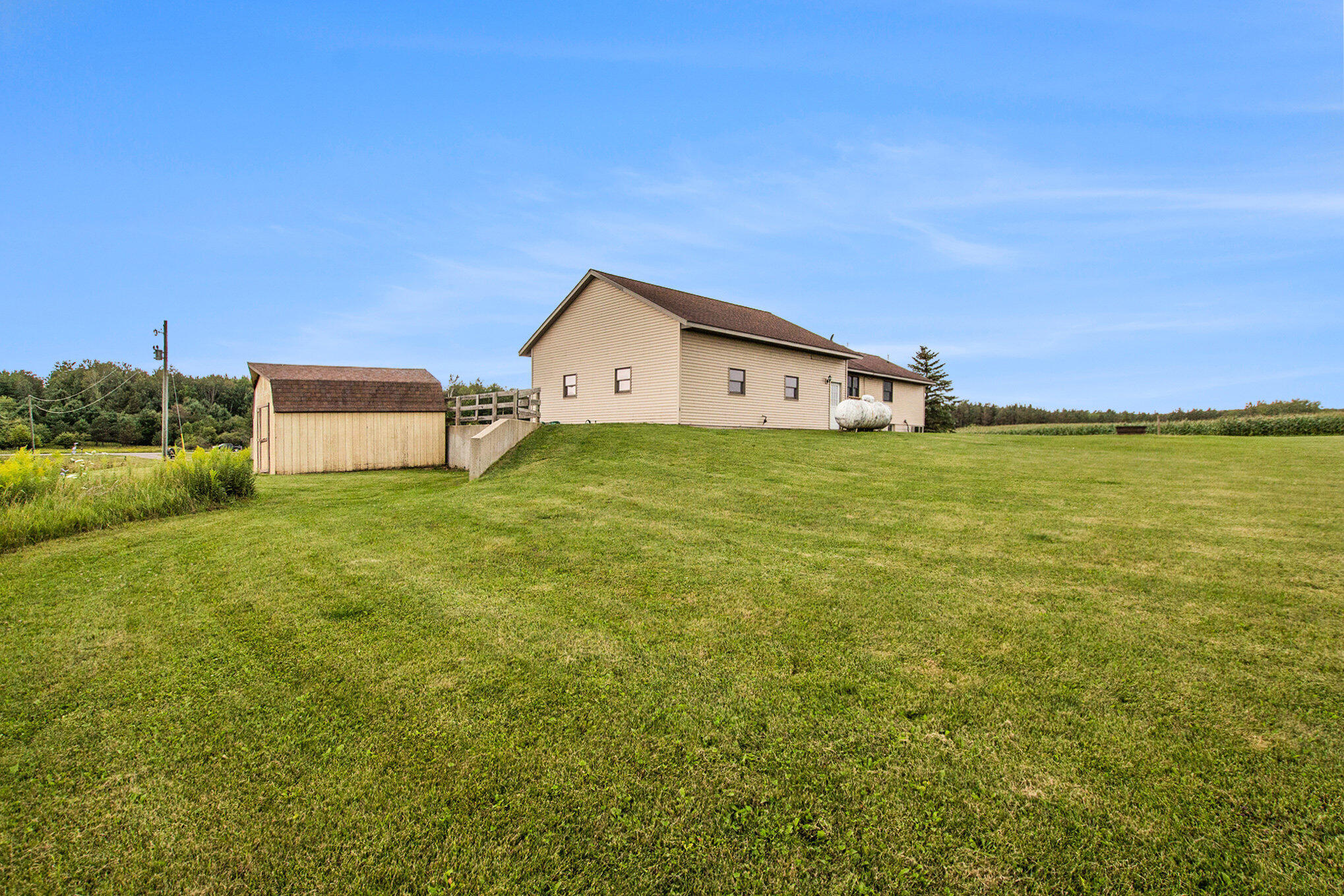 8123 East 16 Mile Road Paris, MI 49338 - Photo 41 of 44 043_converted_57