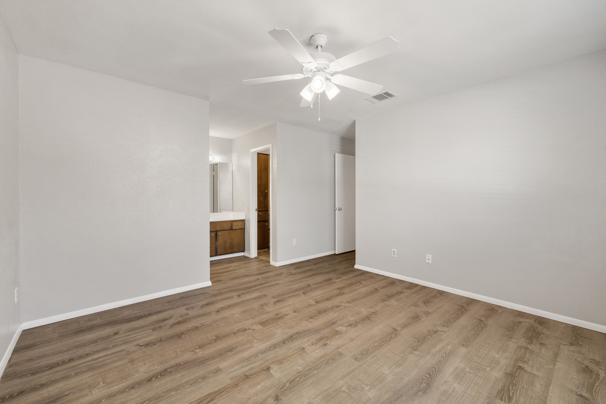 1101 Huntridge Drive Austin, TX 78758 - Photo 21 of 30