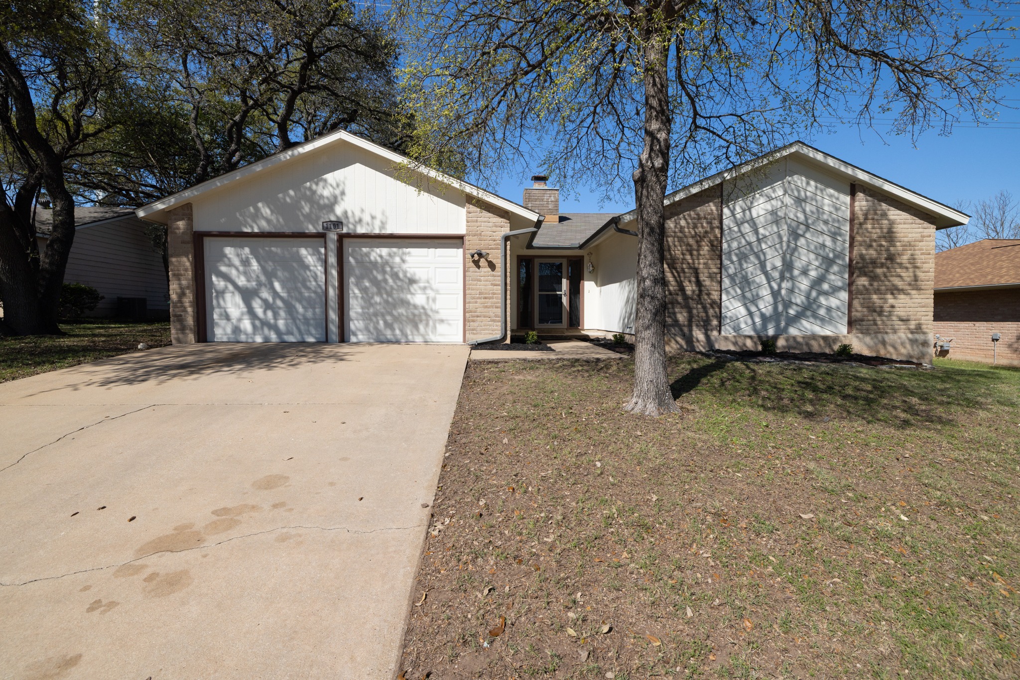 1101 Huntridge Drive Austin, TX 78758 - Photo 5 of 30