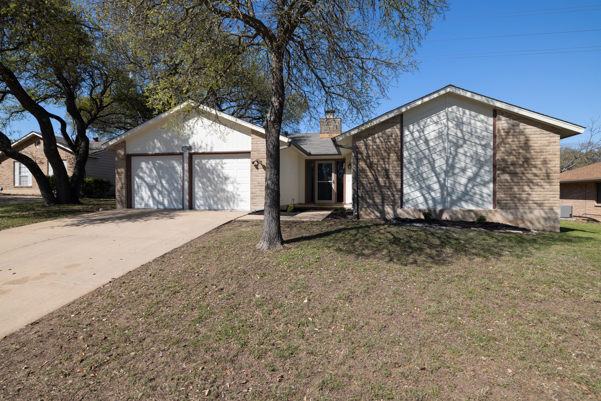 1101 Huntridge Drive Austin, TX 78758 - Photo 6 of 30