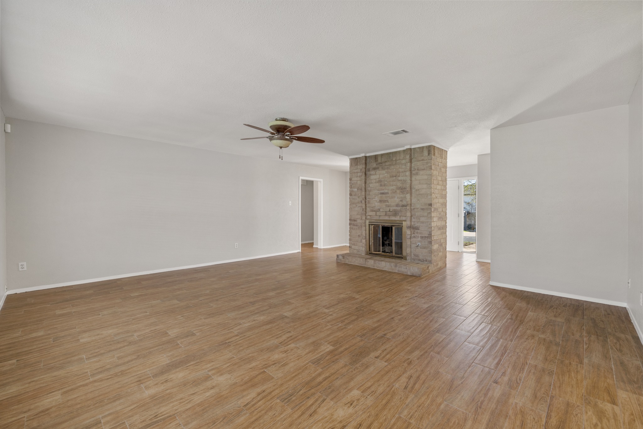 1101 Huntridge Drive Austin, TX 78758 - Photo 10 of 30