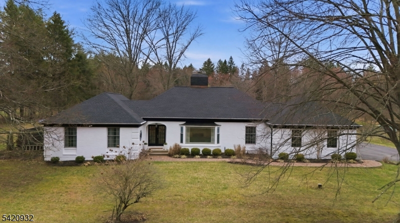 148 Lambertville Hopewell Road Hopewell, NJ 08525 - Photo 5 of 50