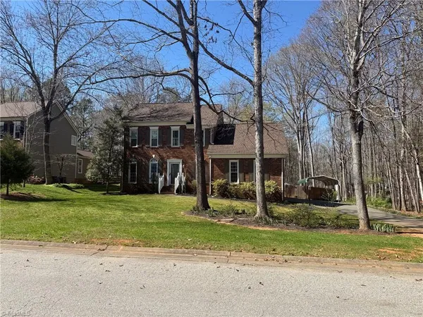 $389,900 | 2145 Benwicke Drive, Pfafftown, NC 27040