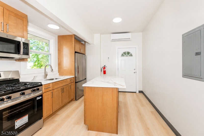 157 Virginia Street Hillside, NJ 07205 - Photo 4 of 19