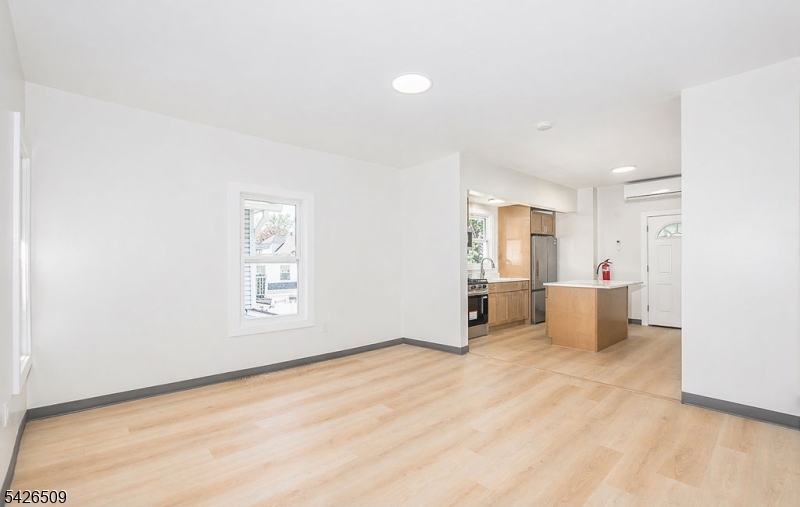 157 Virginia Street Hillside, NJ 07205 - Photo 5 of 19