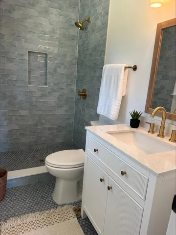 $595,000 | 708 North Magnolia Street, Summerville, SC 29483