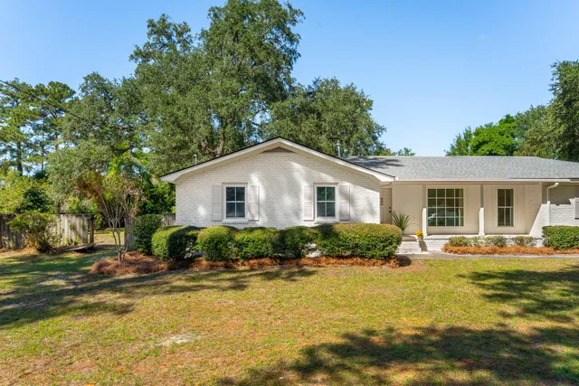 $595,000 | 708 North Magnolia Street, Summerville, SC 29483