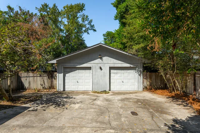 $595,000 | 708 North Magnolia Street, Summerville, SC 29483