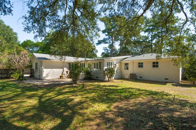 $595,000 | 708 North Magnolia Street, Summerville, SC 29483