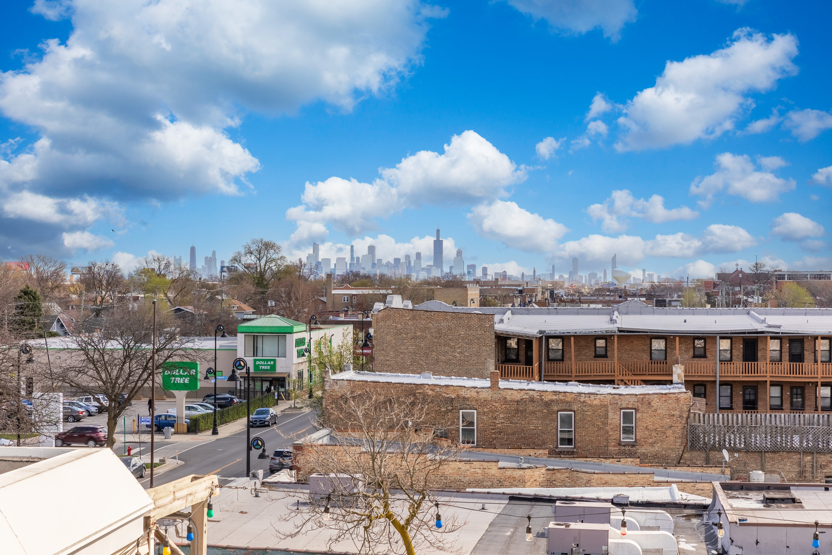 6337 Roosevelt Road, Unit 407 Berwyn, IL 60402 - Photo 23 of 30 a view of a city in the middle of a city