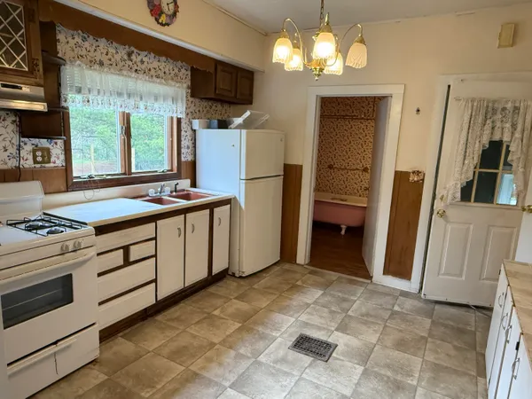 $149,900 | 1902 West Ogilvie Avenue, Baldwin, MI 49304