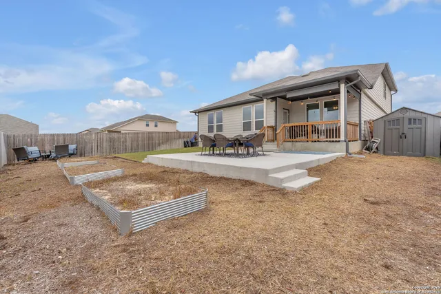 a view of an outdoor space and a yard