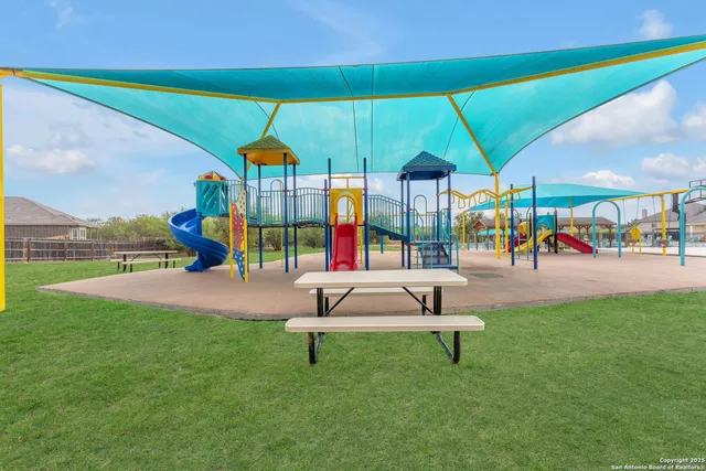 $420,000 | 413 Cowboy Peak, Cibolo, TX 78108