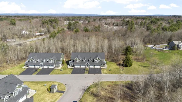 $389,900 | 40 Kasey Pass, Ballston Spa, NY 12020